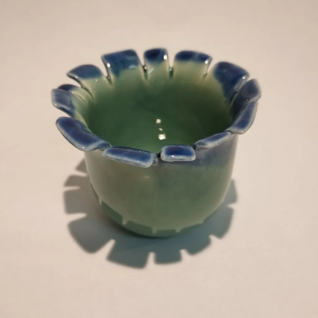 Tasse fleur - Porcelaine émaillée
